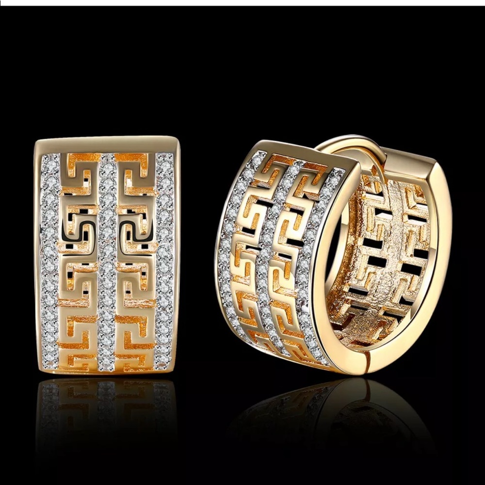 New Greek Design Huggie Hoop Earrings 18K Gold P - Picture 2 of 5